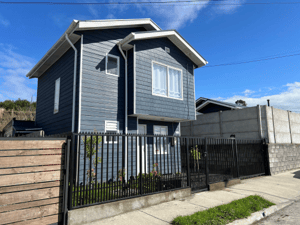 casa-de-2-pisos-con-patio-en-venta-(75964)-1
