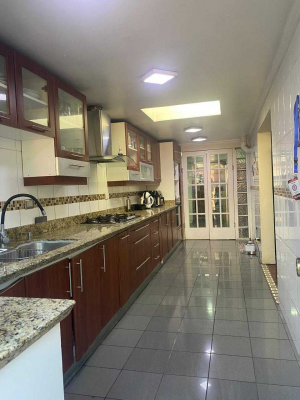 casa-2-pisos,-4d+3b+3e,-300-m2,-quilicura-(110157)-1