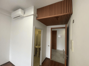 se-vende-oficina-habilitada-con-ac-30m-puertas--1