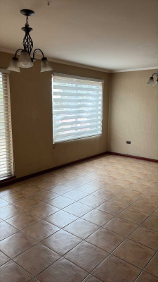 vende-acogedora-casa-2-pisos-en-coronel-(175768)-1