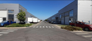 gran-bodega-a-minutos-del-aeropuerto-1