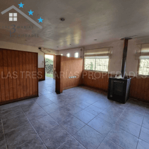 amplia-casa-211m²-construidos-a-pasos-de-colon-1