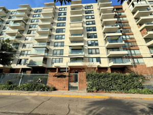 avenida-las-condes,-departamento-con-vsta-despe-1