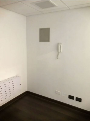 -4