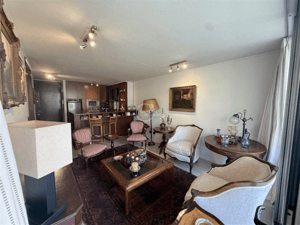 -4