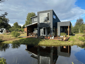 en-venta-casa-con-laguna-en-puerto-varas-(73803)-1