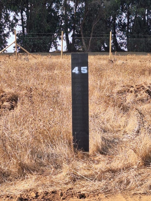 -4