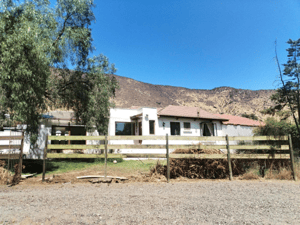 casa-en-lomas-de-lo-aguirre-con-gran-terreno-1