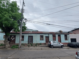 -4