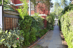 espacioso-hogar-con-diseno-contemporaneo-(165849)-1