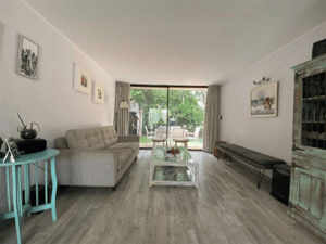 -4