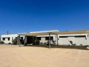 casa-en-venta-en-condominio-piedra-blanca-(165299)-1