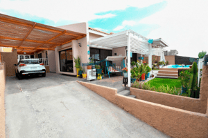se-vende-amplio-inmueble-en-jardines-del-sur-(-1