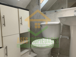 sp-casa-3-pisos-dentro-de-pasaje-cerrado-excele-1