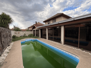 casa-en-venta-en-sector-quilamapu-de-oportunidad-1