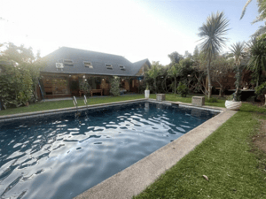 venta-casa-5-dormitorios-las-pircas-con-estacio-1