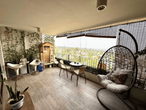 -4