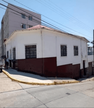 vendo-sitio-con-casa-colonial-en-playa-ancha--1