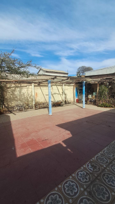 oportunidad-casa-familiar-en-sector-los-estand-1