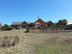 se-vende-excelente-casa-en-parcela-sector-las-g-1