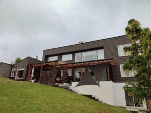 hermosa-casa-a-pasos-de-la-playa-pelluco-1