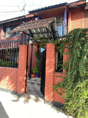 oportunidad-venta-casa-de-3d-1b,-en-la-granja-1