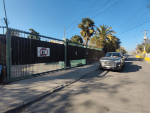 se-vende-casa-con-amplio-terreno-1