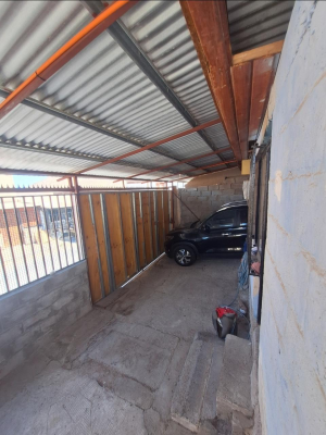 se-vende-casa-2-dormitorios-y-1-bano-sector-alt-1
