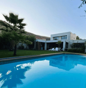 vivienda-moderna-ideal-para-familias-grandes-(1-1