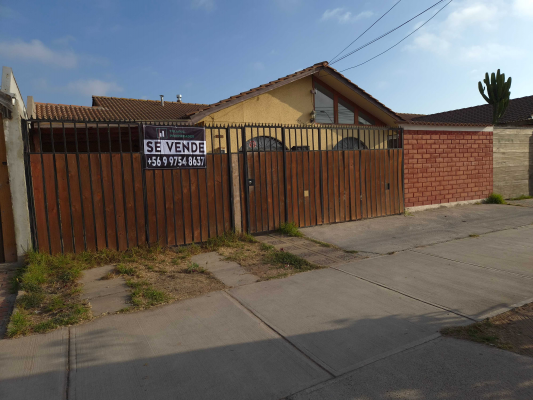Casa en La Serena - Oportunidad de Inversión, sector cotizado LS (1...-1 Casa en La Serena - Oportunidad de Inversión, sector cotizado LS (1...-1