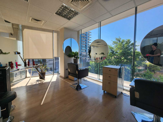 Oficina en Lo Barnechea - Oficina en exclusivo sector. 78M2+ 2BX. (167619)-1 Oficina en Lo Barnechea - Oficina en exclusivo sector. 78M2+ 2BX. (167619)-1