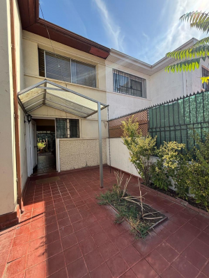 Casa en Independencia - SE VENDE CASA A PASOS DEL METRO-1 Casa en Independencia - SE VENDE CASA A PASOS DEL METRO-1