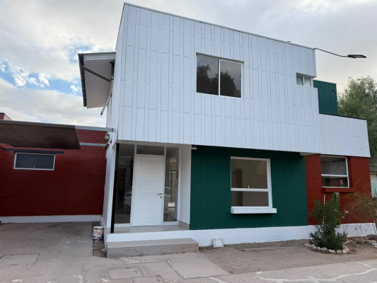 Casa en Copiapó - ESPECTACULAR CASA EN VENTA LUMINOSA Y AMPLIA-1 Casa en Copiapó - ESPECTACULAR CASA EN VENTA LUMINOSA Y AMPLIA-1