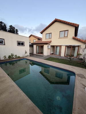 Casa en Chillán - SE VENDE A PRECIO DE OPORTUNIDAD VIVIENDA IMPEC...-1 Casa en Chillán - SE VENDE A PRECIO DE OPORTUNIDAD VIVIENDA IMPEC...-1