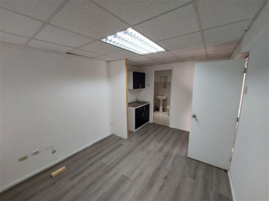 103005426-6
