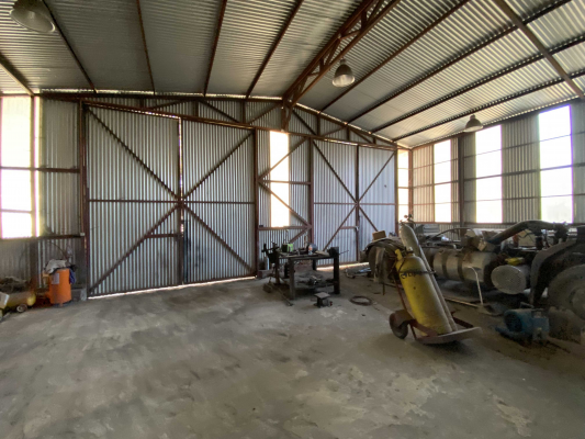 sitio-industrial-galpones-y-casa-(73460)-8