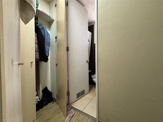 -4