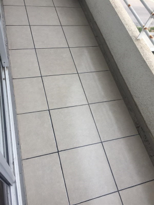102099565-4