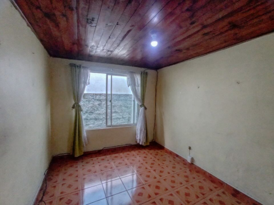 p20253941yvf-6