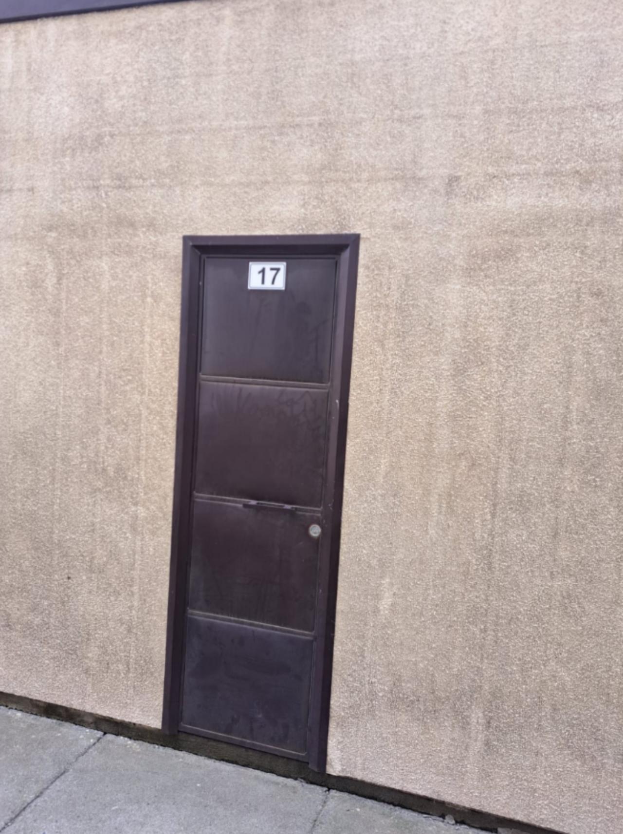 -4