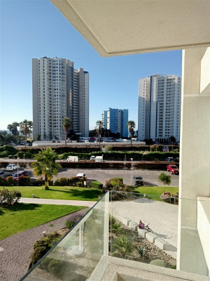 102105767-7