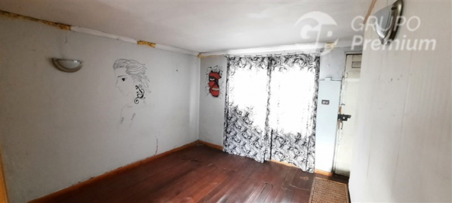 101074516-8