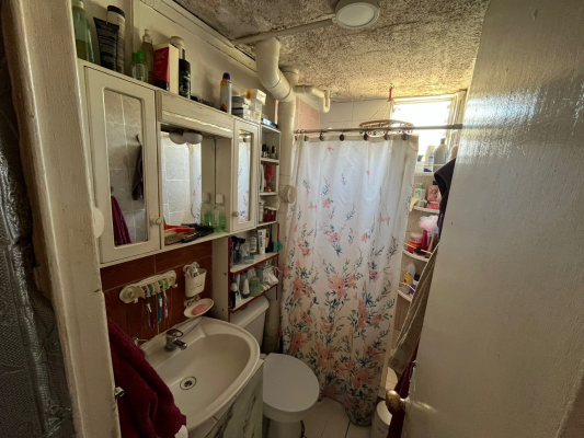 p20266144tv7-7