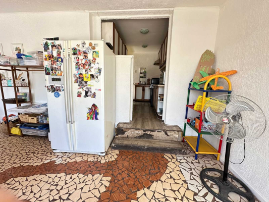 casa-para-remodelar-la-reina-4d-gran-terreno-(8-8