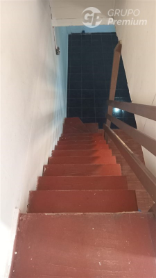 101074769-8