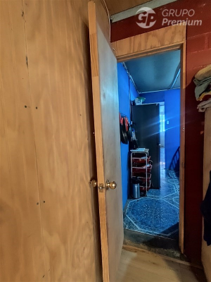 101075203-8