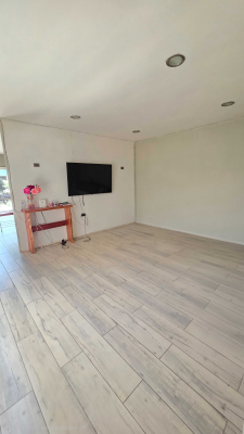 casa-en-coronel-4-dormitorios-+-sala-de-estar-(-5