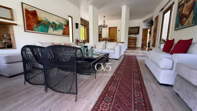 moderna-casa-con-excelente-conectividad-(152543)-6