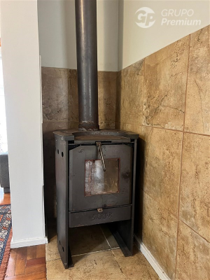101075324-9
