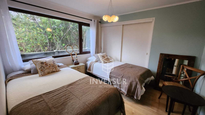 amplia-casa-con-3-departamentos-en-valdivia-(14-5